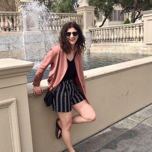 Meet your Posher, Kim